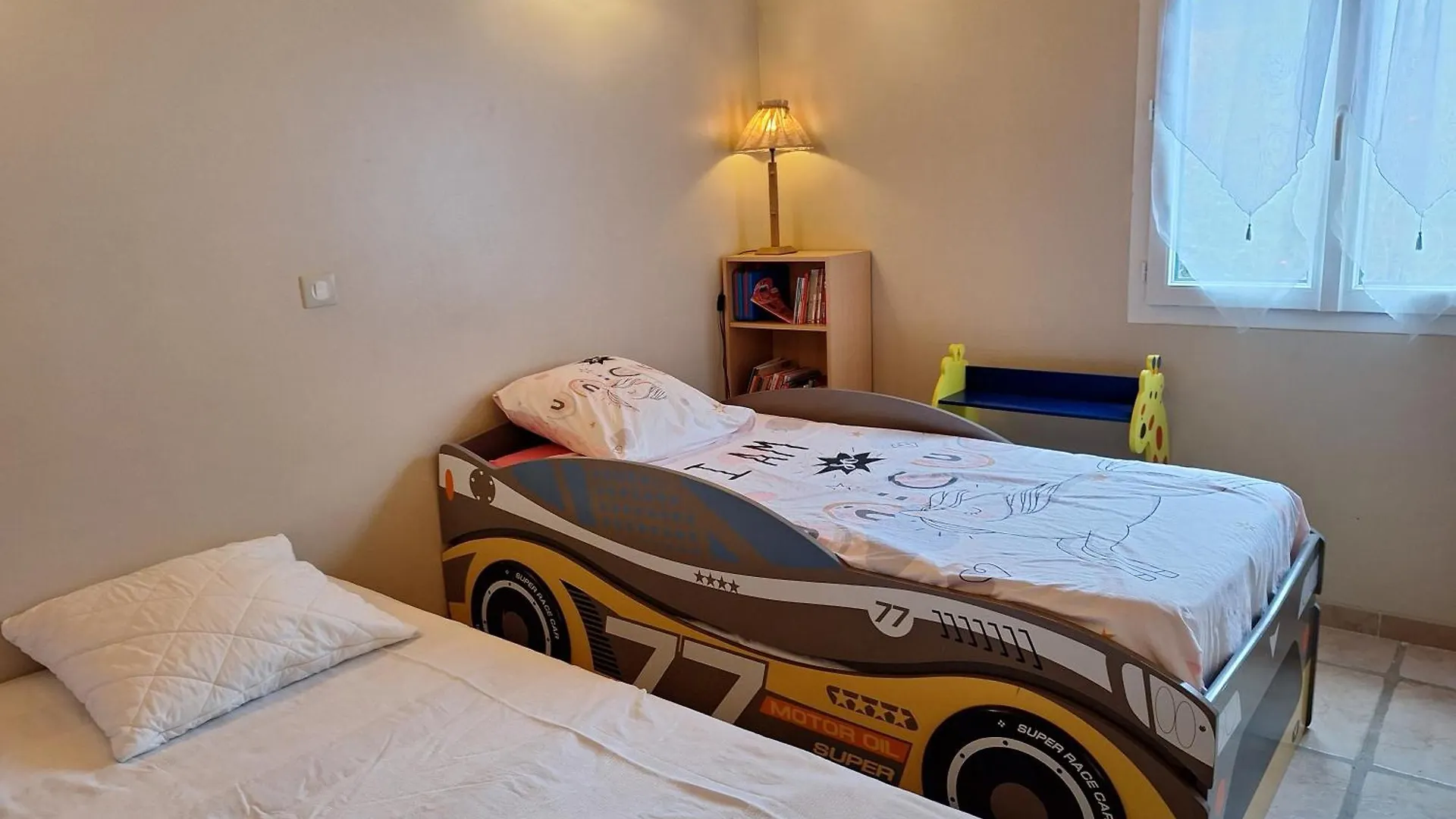 Holiday home Maison Avec Piscine 10 Personnes Champmajour